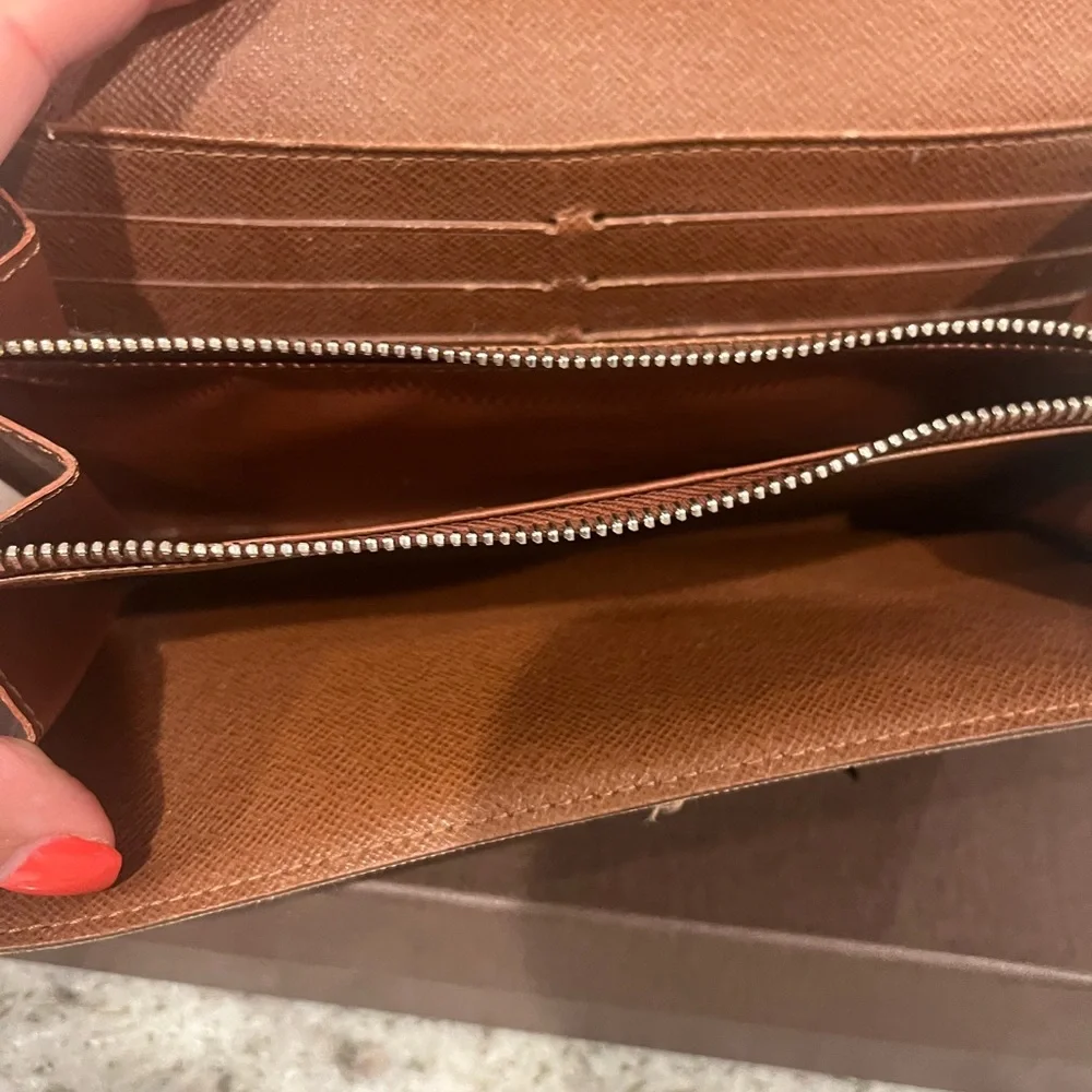 Louis Vuitton Monogram Brown Portefeuille Sarah Long Wallet - Picture 3 of 10